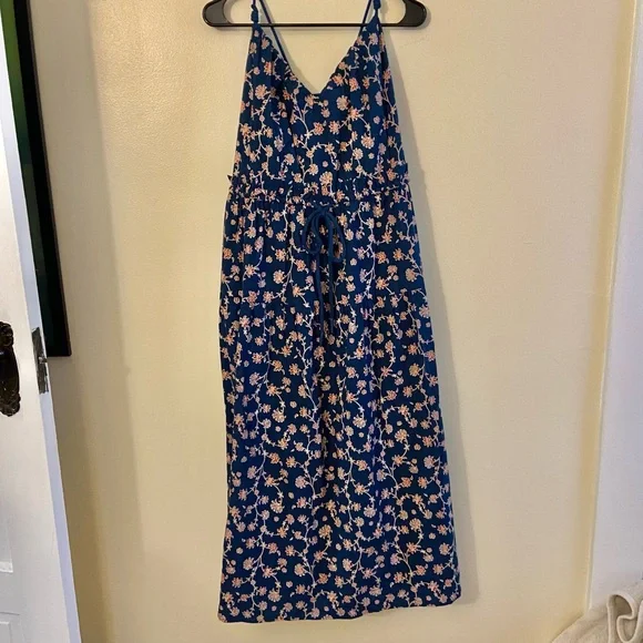 NWT Future Collective Women's Blue Floral Dress 1X - Picture 3 of 10